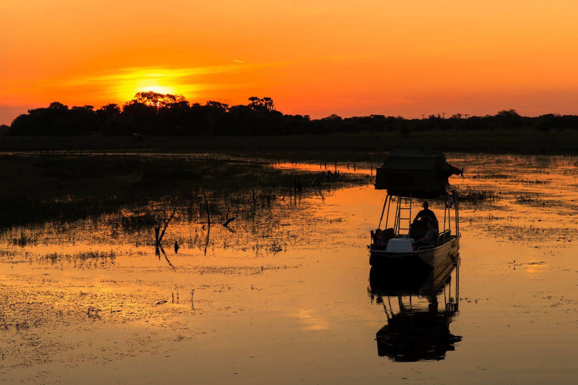 Thamalakane River Lodge 马翁 外观 照片